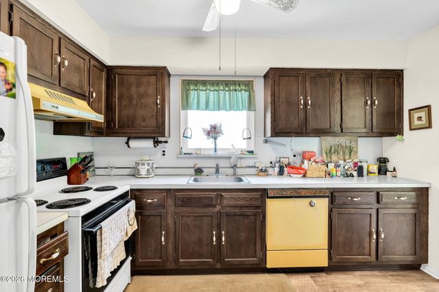 30 Phillips Road, Brick, NJ 08724