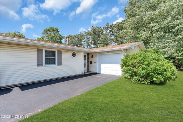 30 Phillips Road, Brick, NJ 08724