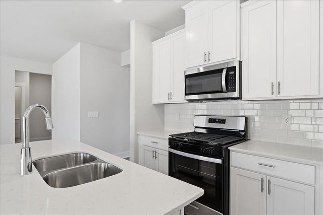 231 Abraham Way, Boiling Springs, SC 29316