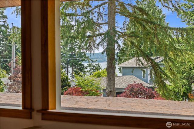 3555 S Holmes View Drive, Langley, WA 98260