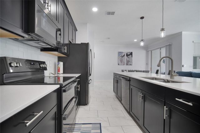 1120 CHALLENGE DRIVE, Davenport, FL 33896