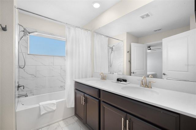 1120 CHALLENGE DRIVE, Davenport, FL 33896