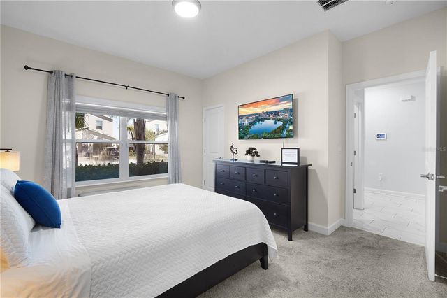 1120 CHALLENGE DRIVE, Davenport, FL 33896