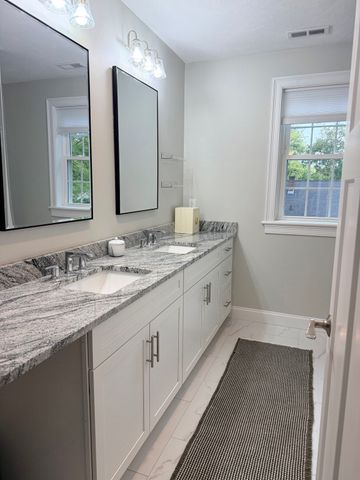 12 Woodruff Rd, Clinton, MA 01510