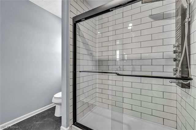 10400 Maryland Street, Aurora, OH 44202