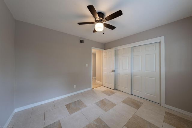 3469 NW 44th Street 101, Oakland Park, FL 33309