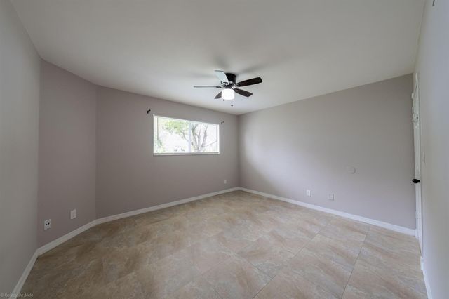 3469 NW 44th Street 101, Oakland Park, FL 33309