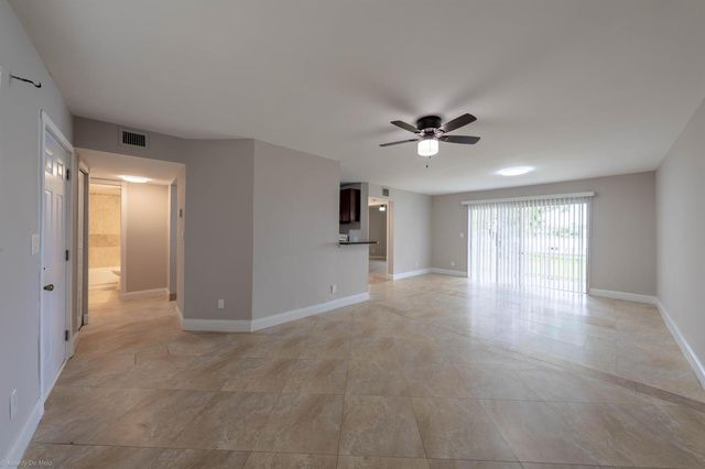 3469 NW 44th Street 101, Oakland Park, FL 33309