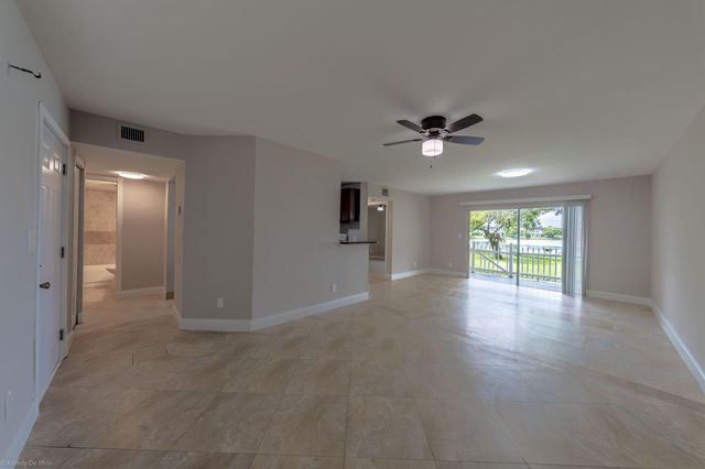 3469 NW 44th Street 101, Oakland Park, FL 33309