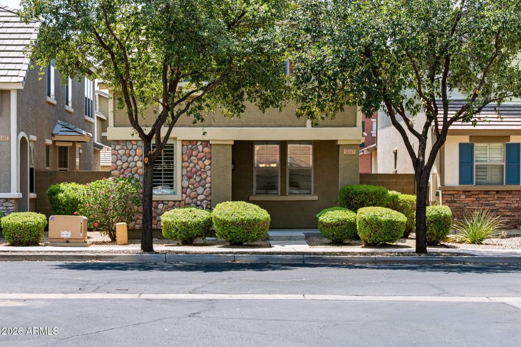 4383 E MORROW Drive, Phoenix, AZ 85050 — photo 3