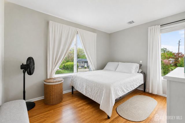 36 Mitchell Avenue, Piscataway, NJ 08854