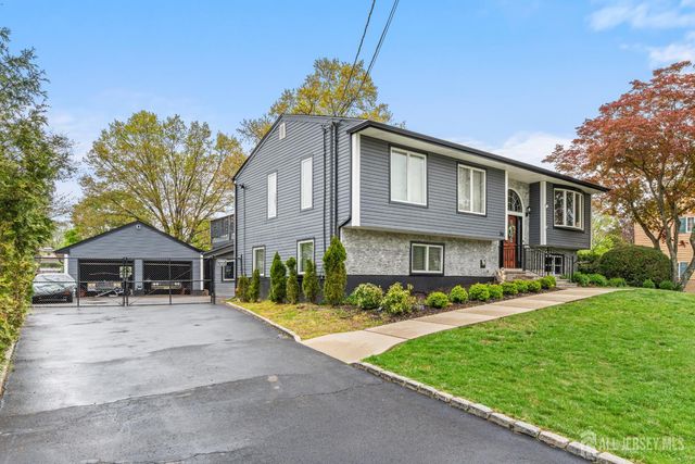 36 Mitchell Avenue, Piscataway, NJ 08854
