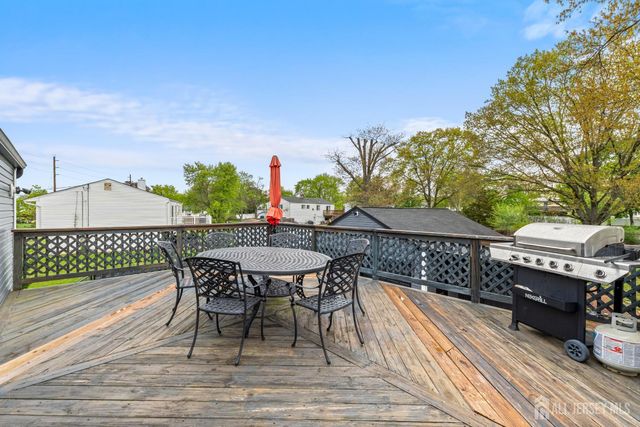 36 Mitchell Avenue, Piscataway, NJ 08854