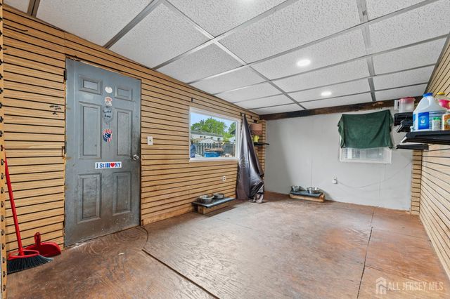 36 Mitchell Avenue, Piscataway, NJ 08854