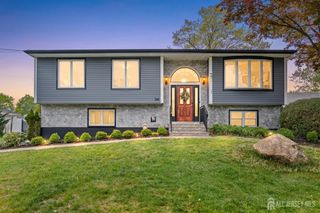 36 Mitchell Avenue, Piscataway, NJ 08854