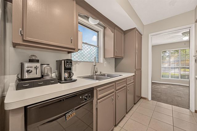 21719 Meadowhill Drive, Spring, TX 77388