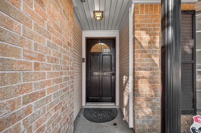 21719 Meadowhill Drive, Spring, TX 77388