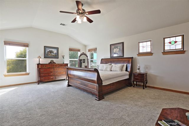 601 Echo DR, Spicewood, TX 78669