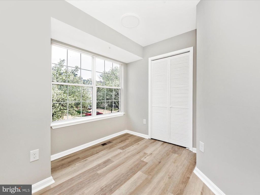 Image 18 of property listing at 2242 COMMISSARY CIR, Odenton, MD 21113