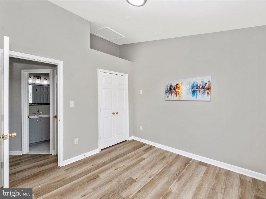 Image 31 of property listing at 2242 COMMISSARY CIR, Odenton, MD 21113