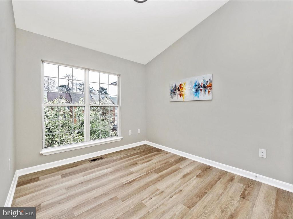 Image 33 of property listing at 2242 COMMISSARY CIR, Odenton, MD 21113
