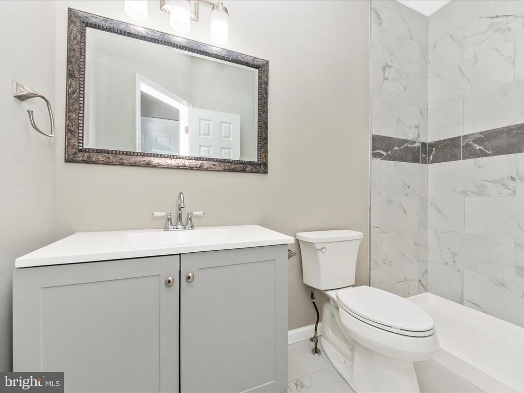 Image 36 of property listing at 2242 COMMISSARY CIR, Odenton, MD 21113