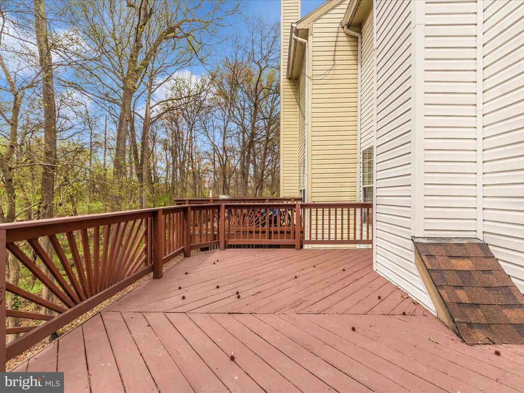 Image 39 of property listing at 2242 COMMISSARY CIR, Odenton, MD 21113