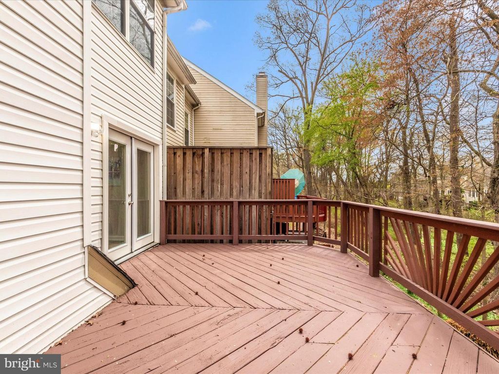 Image 42 of property listing at 2242 COMMISSARY CIR, Odenton, MD 21113