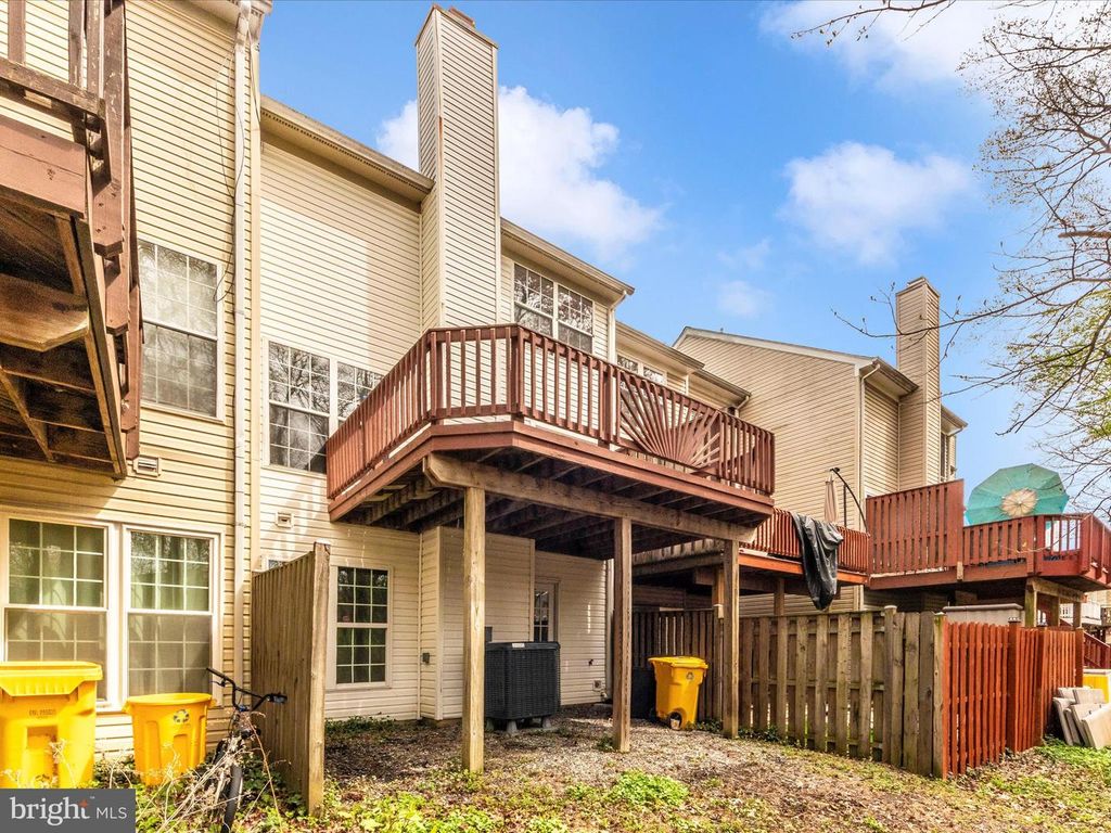 Image 45 of property listing at 2242 COMMISSARY CIR, Odenton, MD 21113