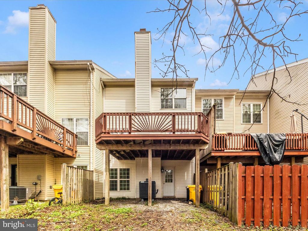 Image 46 of property listing at 2242 COMMISSARY CIR, Odenton, MD 21113