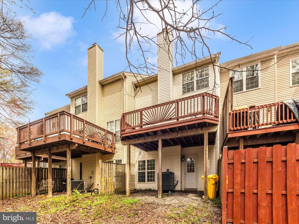 Image 47 of property listing at 2242 COMMISSARY CIR, Odenton, MD 21113