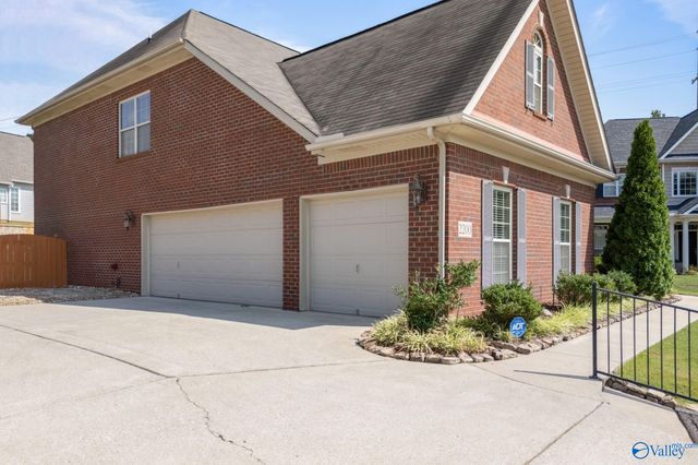 2200 Towne Park Drive, Huntsville, AL 35803