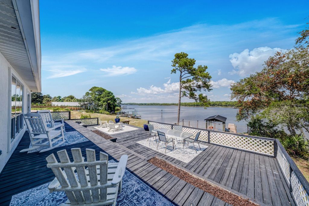21926 Lakeview Drive, Panama City Beach, FL 32413
