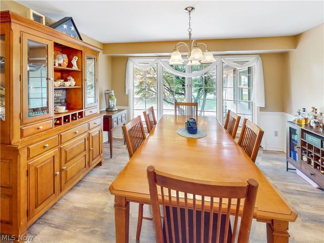 173 Brentview Drive, Grafton, OH 44044