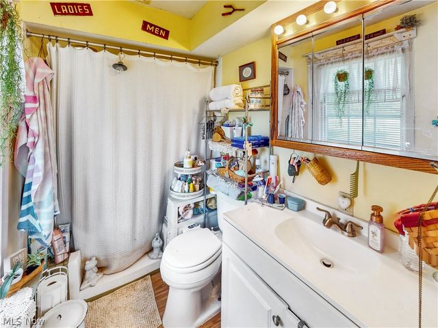 173 Brentview Drive, Grafton, OH 44044