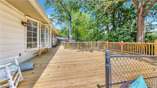 173 Brentview Drive, Grafton, OH 44044