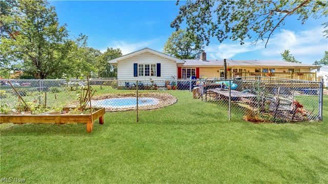 173 Brentview Drive, Grafton, OH 44044