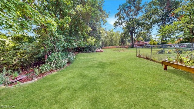 173 Brentview Drive, Grafton, OH 44044