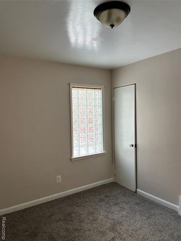 16107 Manning Street, Detroit, MI 48205