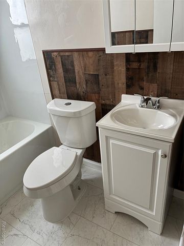 16107 Manning Street, Detroit, MI 48205