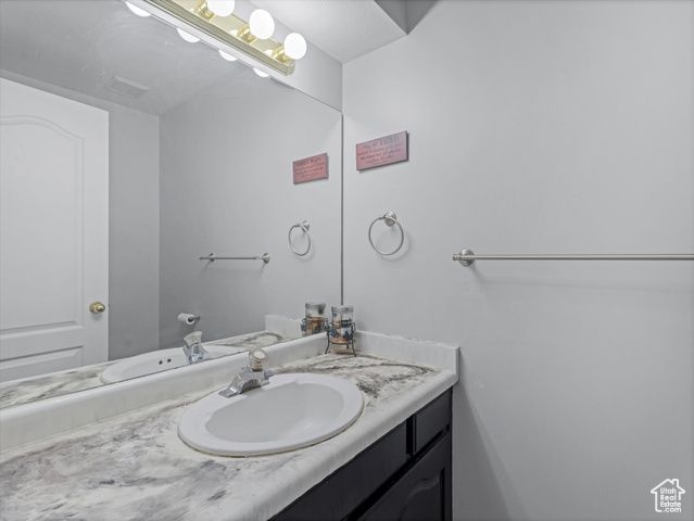 4572 W BINGHAM PARK DR, West Jordan, UT 84088