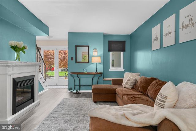 805 CHERRY CIR, Lansdale, PA 19446