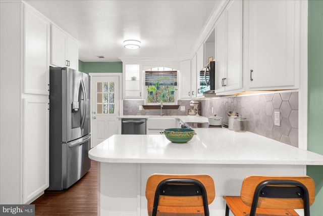 805 CHERRY CIR, Lansdale, PA 19446