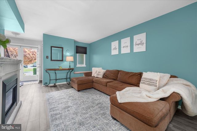 805 CHERRY CIR, Lansdale, PA 19446