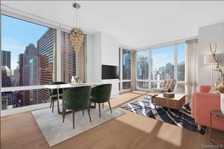 247 W 46th Street 3204, New York (manhattan), NY 10036