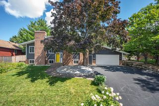 7892 Kingsview Lane N, Maple Grove, MN 55311