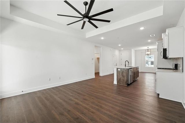 20624 Barker Street, Spring Hill, KS 66083