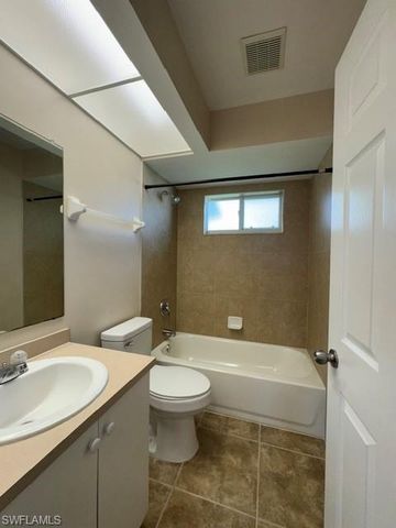 1318 NE 2nd ST, Cape Coral, FL 33909