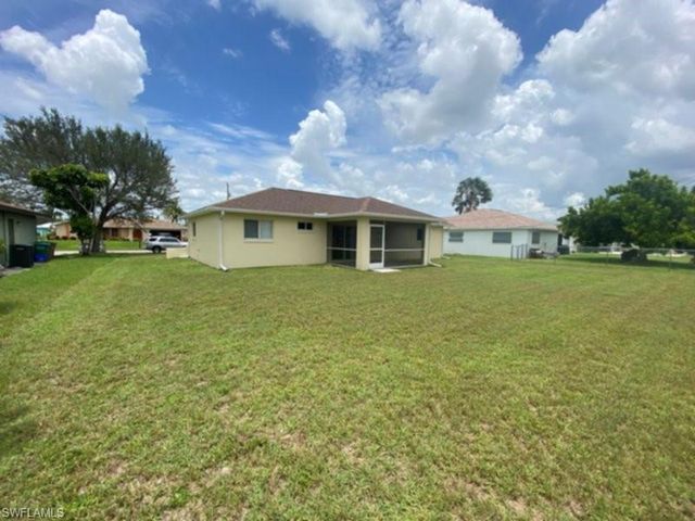 1318 NE 2nd ST, Cape Coral, FL 33909