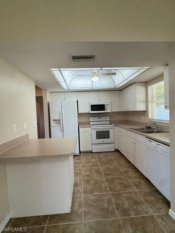 1318 NE 2nd ST, Cape Coral, FL 33909